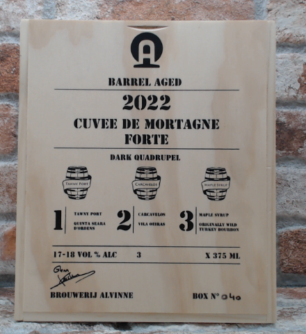 Alvinne Cuveé De Mortagne Forte Barrel Aged 2022 3 bottles incl case Quadrupel - 37.5 CL