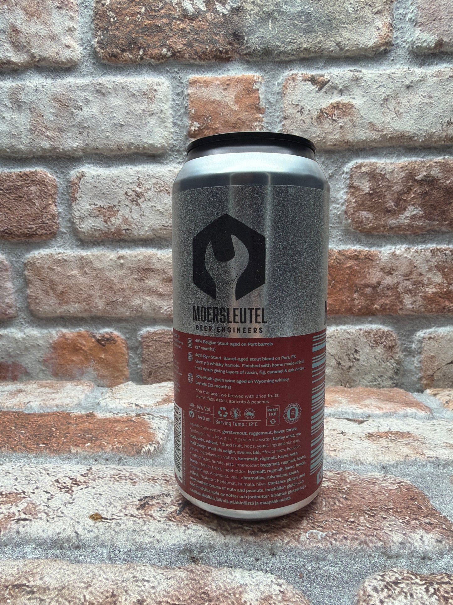 Moersleutel Barcode: Turquoise Bordeaux Stout - 44 CL