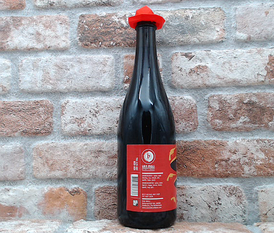 From Moll Three Amigos! Cachaca BA Belgian Strong Ale - 75 CL