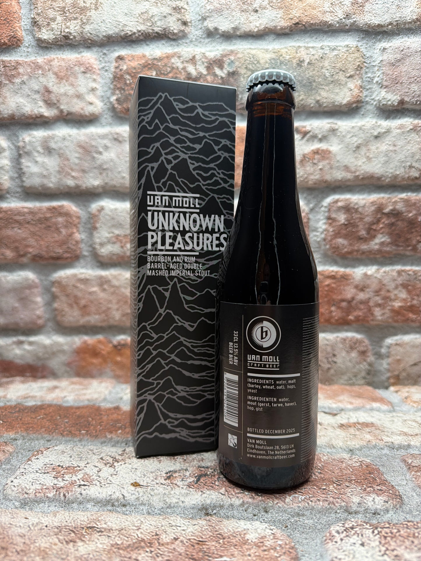 Van Moll Unknown Pleasures 2025 Naughty - 33 CL