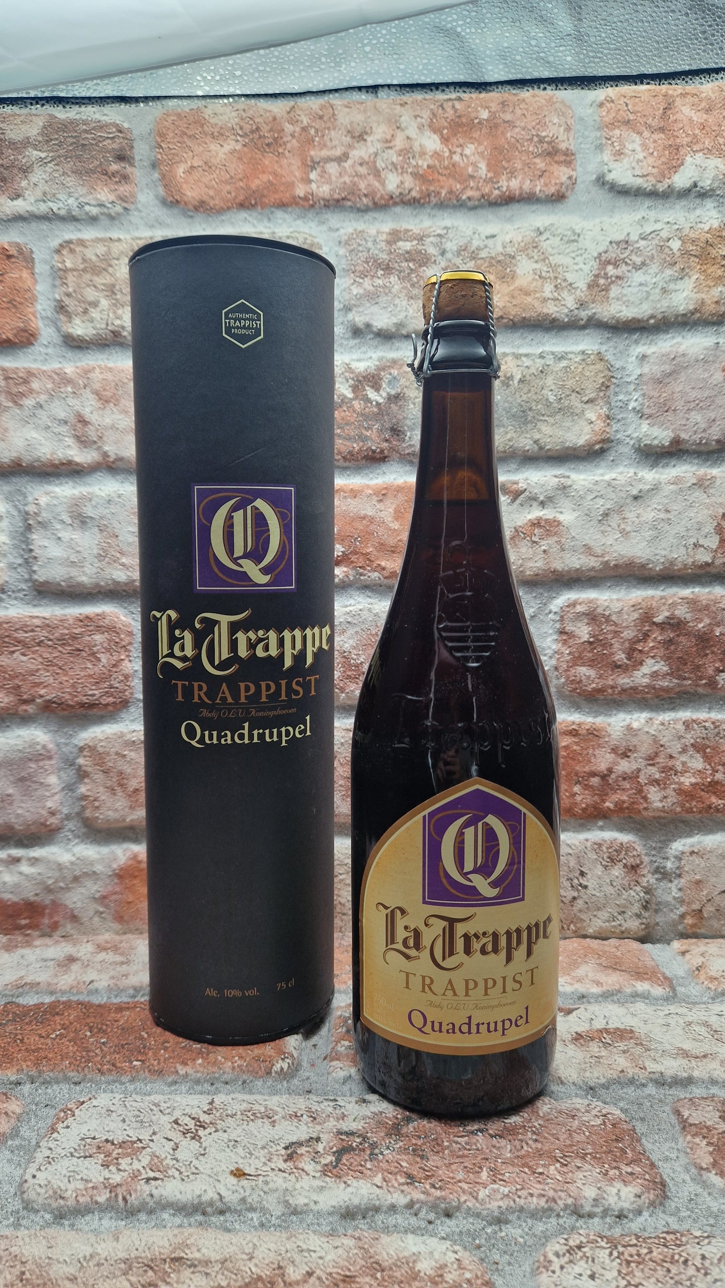 Bierbrouwerij De Koningshoeven La Trappe Quadrupel (2020) met koker - 75 CL