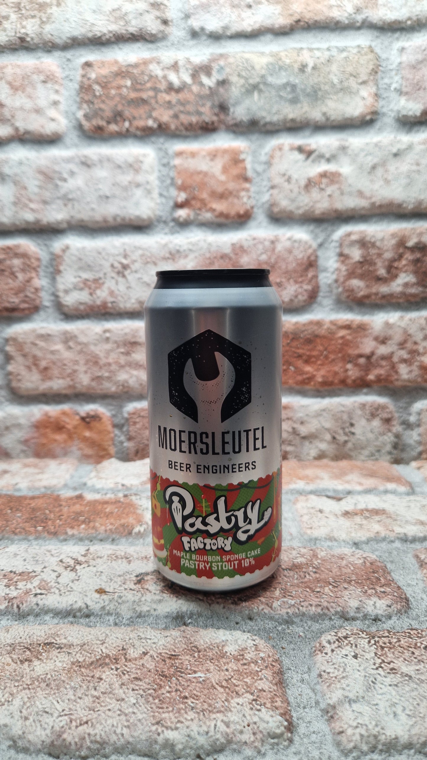 Moersleutel Craft Brewery Pastry Factory: Maple Bourbon Sponge Cake Stout - 44 CL