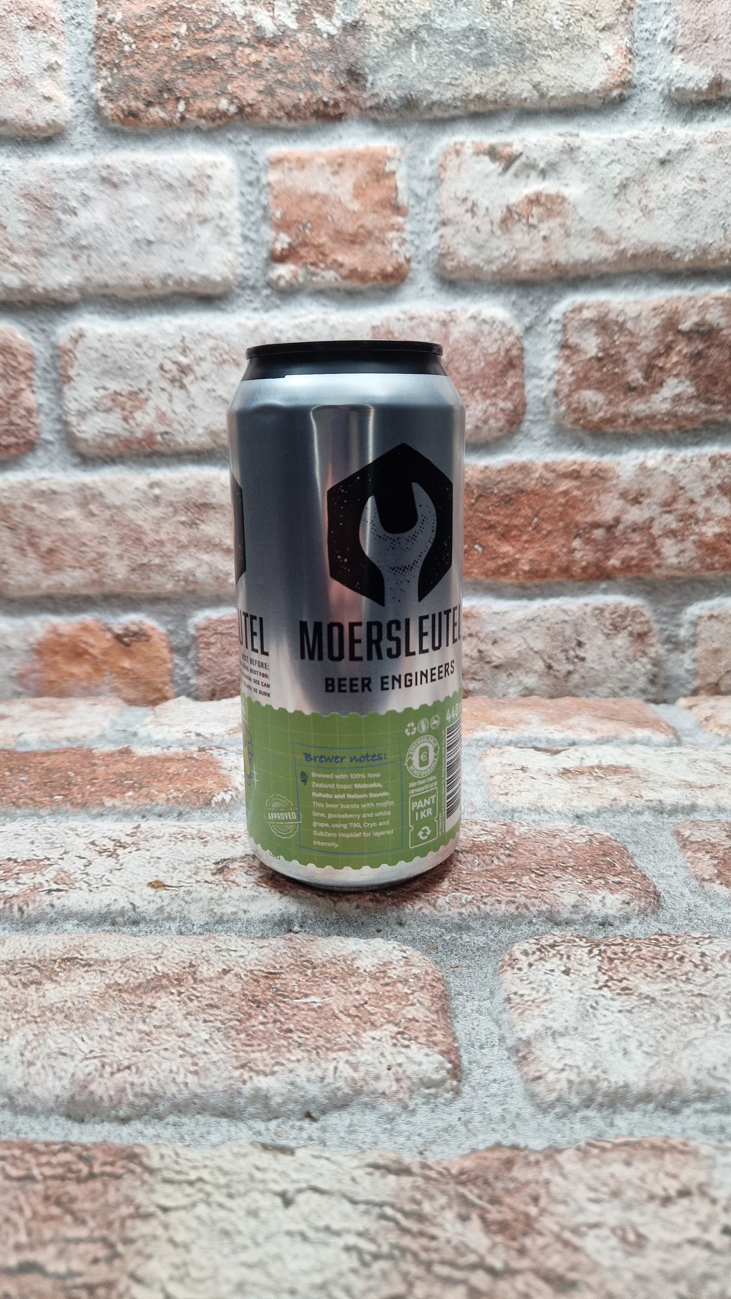 Wrench Blueprints: Galaxy Goggles NEIPA - 44 CL