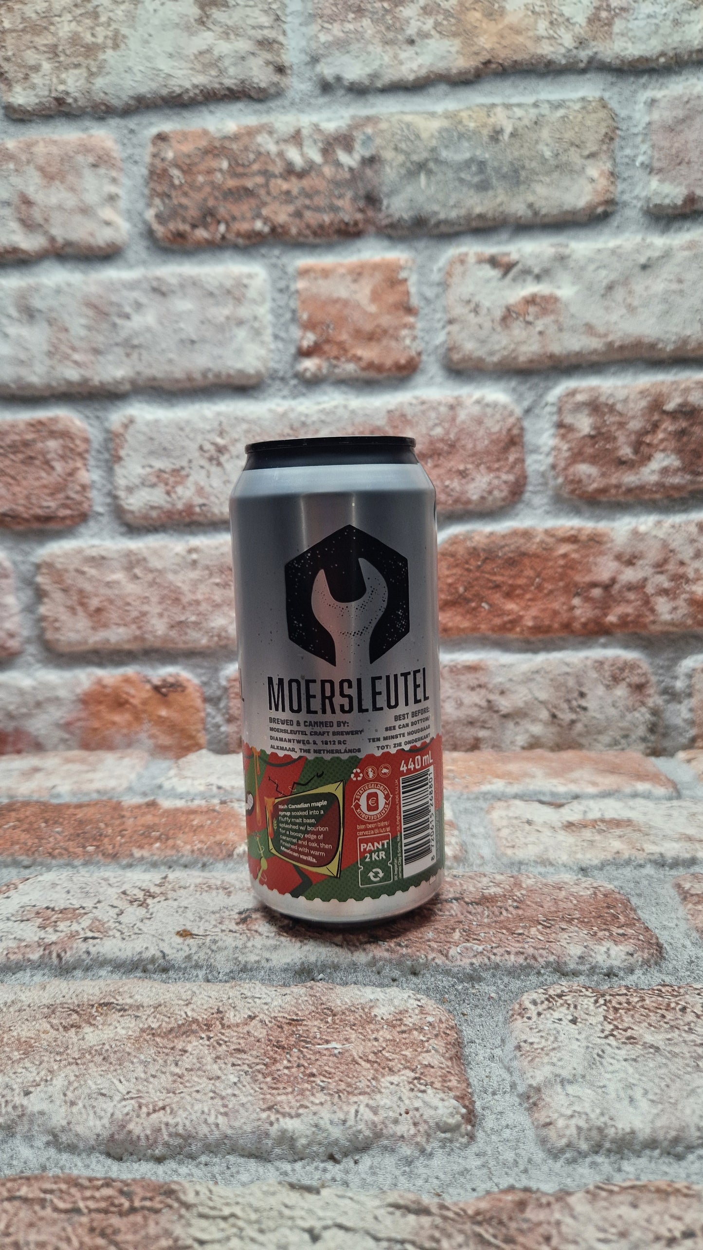 Moersleutel Craft Brewery Pastry Factory: Maple Bourbon Sponge Cake Stout - 44 CL