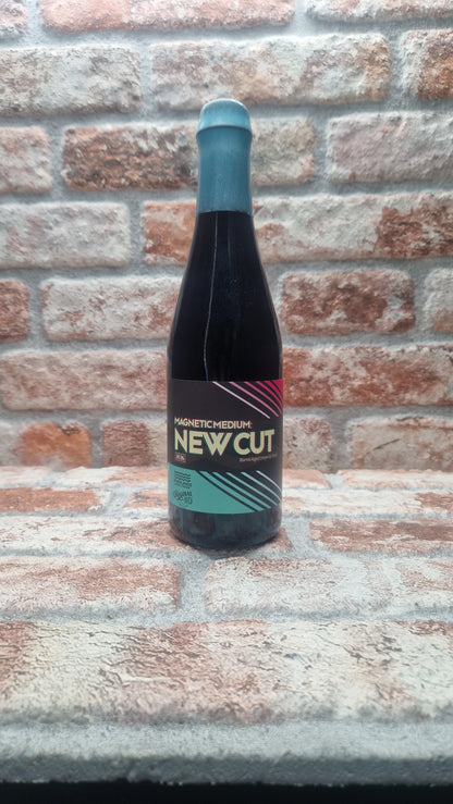 Riverlands Brewing Company Magnetic Medium: New Cut Stout - 47.3 CL (1 pint)